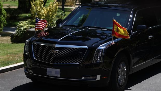 Sistem Komunikasi Terenkripsi Mobil Presiden